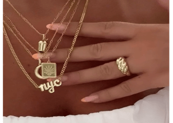 How to Accessorize with Brooches: Elevating Your Style with Elegance and Versatility