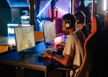 How Online Gaming Creates More Flexible Ways to Play