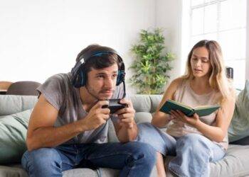 What to Check Before Playing Online Games
